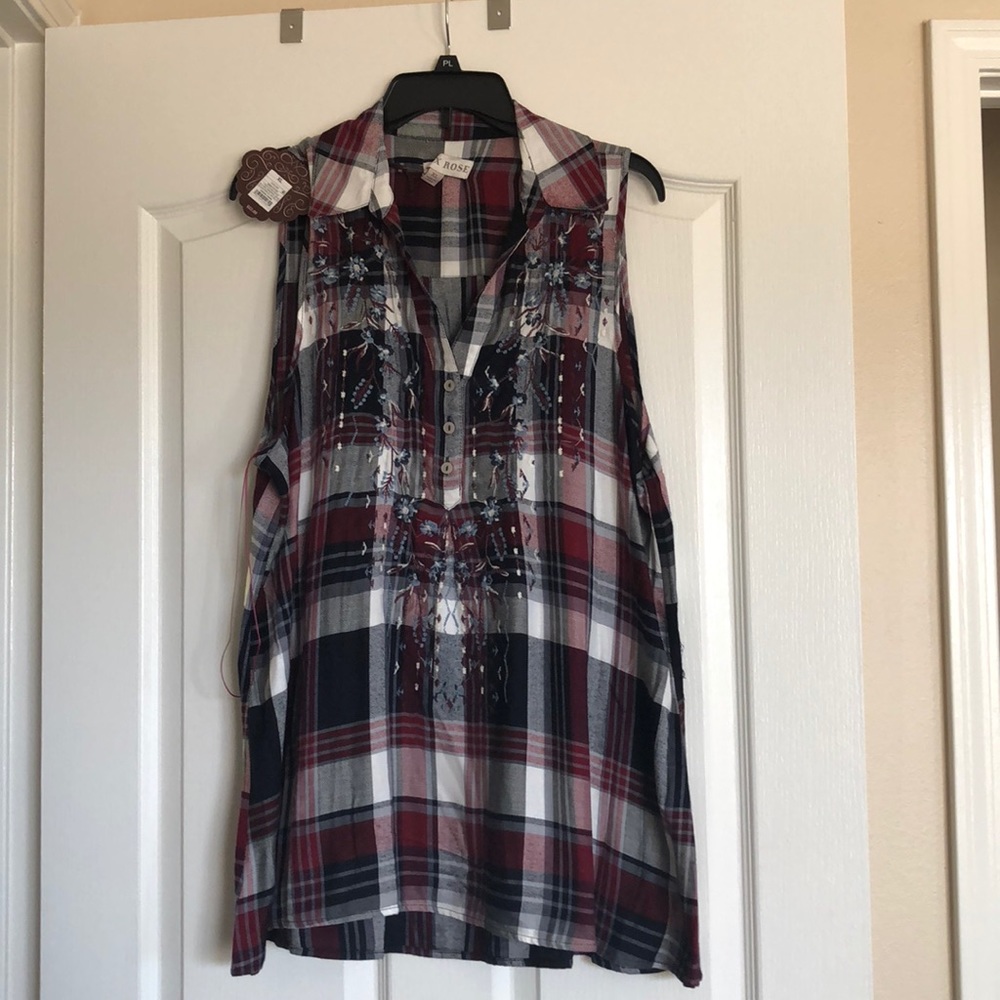 Sleeveless top
